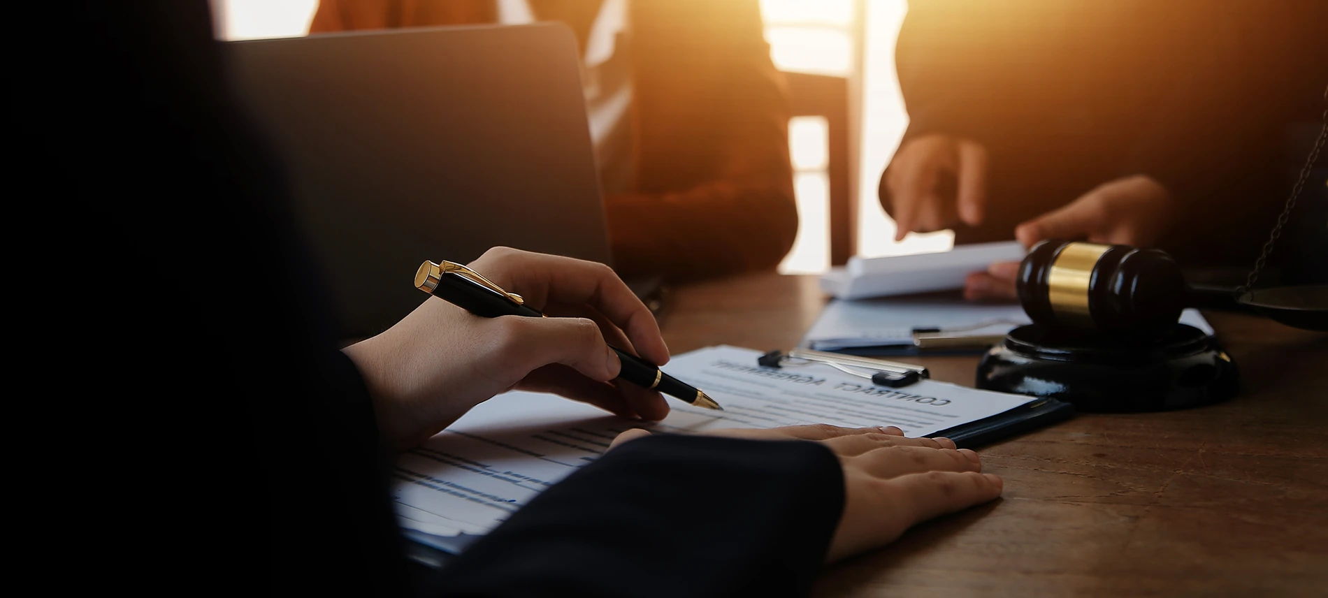 When to Contact a New Jersey Defense Attorney